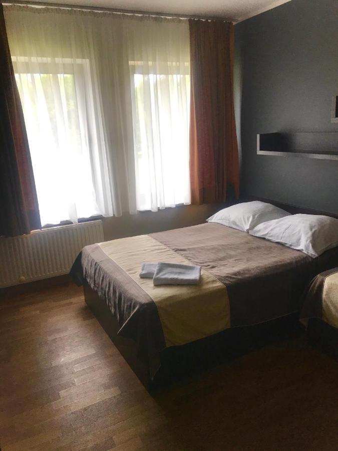 Restauracja Sonata Bed & Breakfast Zwierzyniec Eksteriør bilde